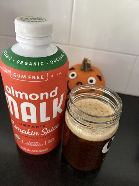 Clean pumpkin spice almond Malk bliss